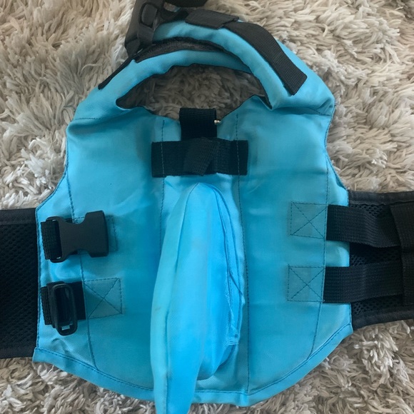 Pet Lifevest - Picture 2 of 7